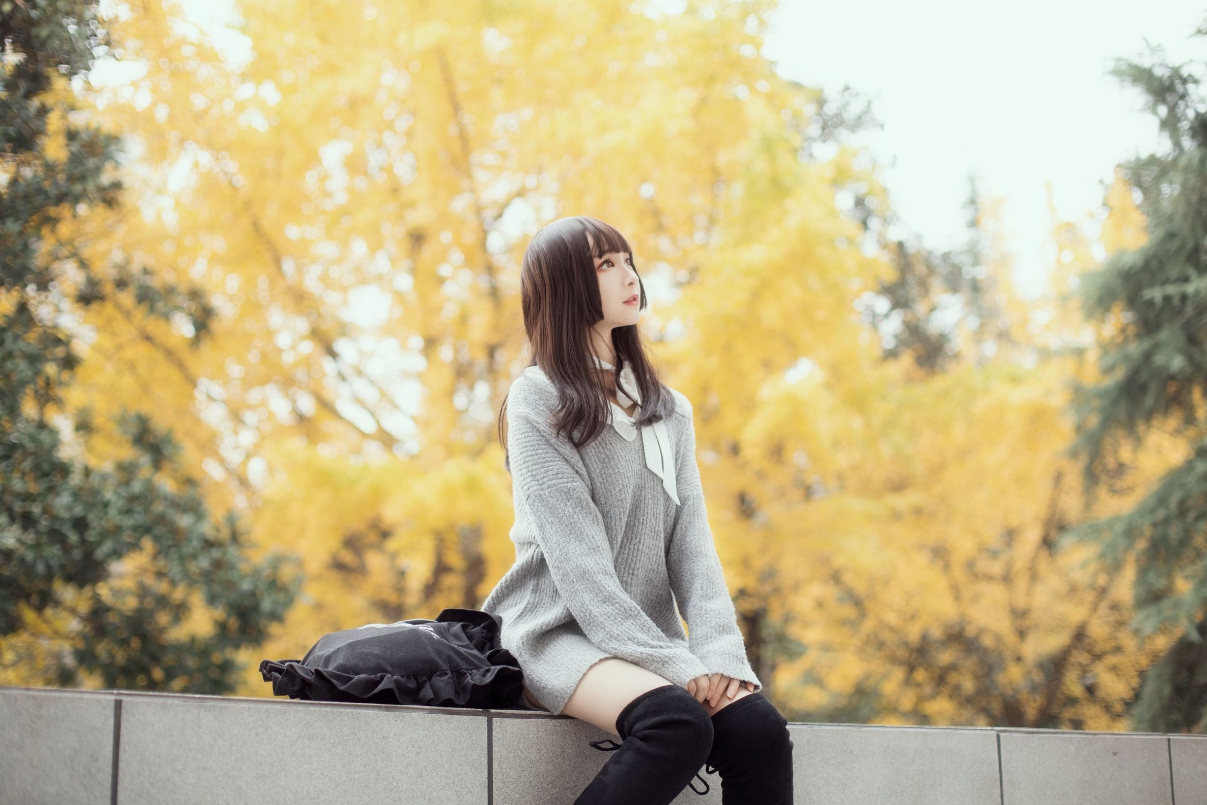[Cosplay写真]二次元美女古川kagura银杏树下插图